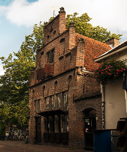 Kom vergaderen in het Kapelhuis van Amersfoort Kom vergaderen in het Kapelhuis van Amersfoort